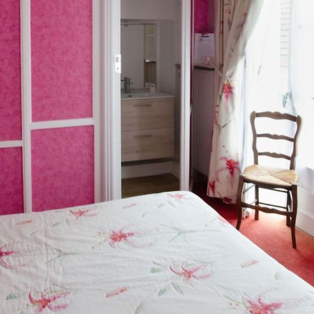 A L'Abri Des Vents Bed & Breakfast Saint-Jean-le-Thomas Exterior foto